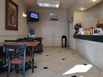 Econo Lodge Inn And Suites Eagle Pass Esterno foto